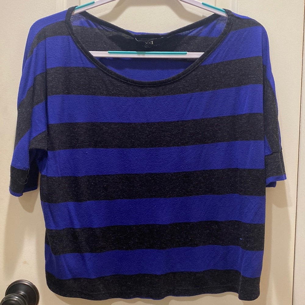 Cropped Tee